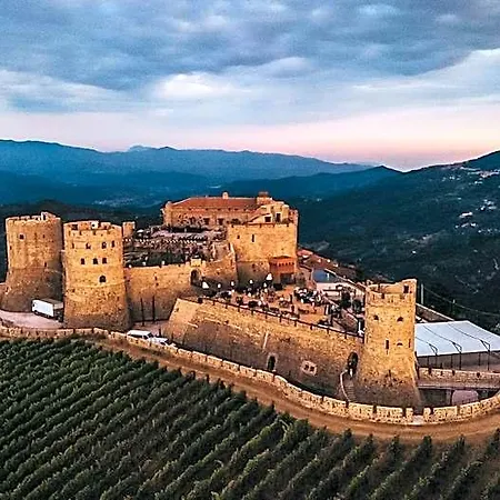Castello Di Rocca Cilento Hotel 5*